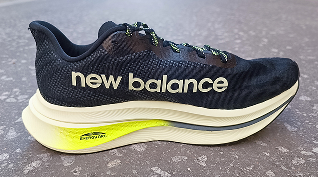 review New Balance FuelCell SuperComp Trainer v2