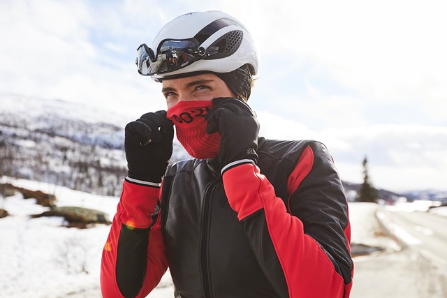 Accesorios para combatir el frío en bicicleta