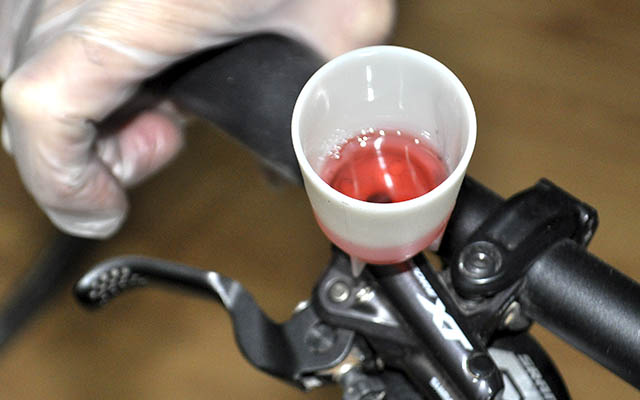 TEKTRO - Kit de purga de frenos de bicicleta para Shimano, frenos de disco  hidráulicos, juego de purga de frenos de bicicleta con aceite mineral de