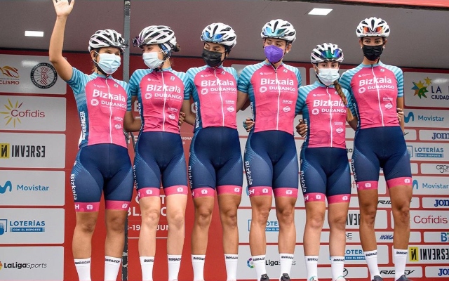 La UCI prohibe al equipo vasco Bizkaia-Durango estrenar maillot