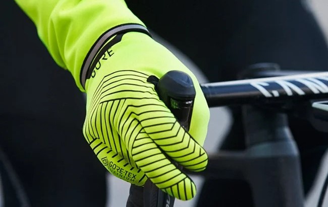 8 modelos de guantes para ciclismo de carretera y MTB: calidez y comodidad  para proteger tus