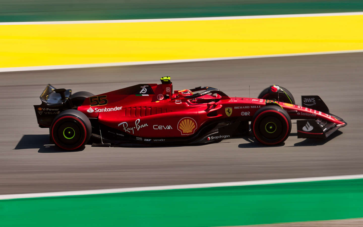 #Together2Better: Ferrari y Santander se pasan del rojo al verde