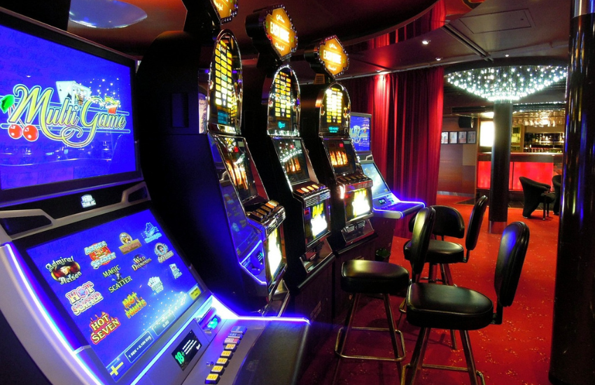 Máquinas tragamonedas en casinos online por dinero real.