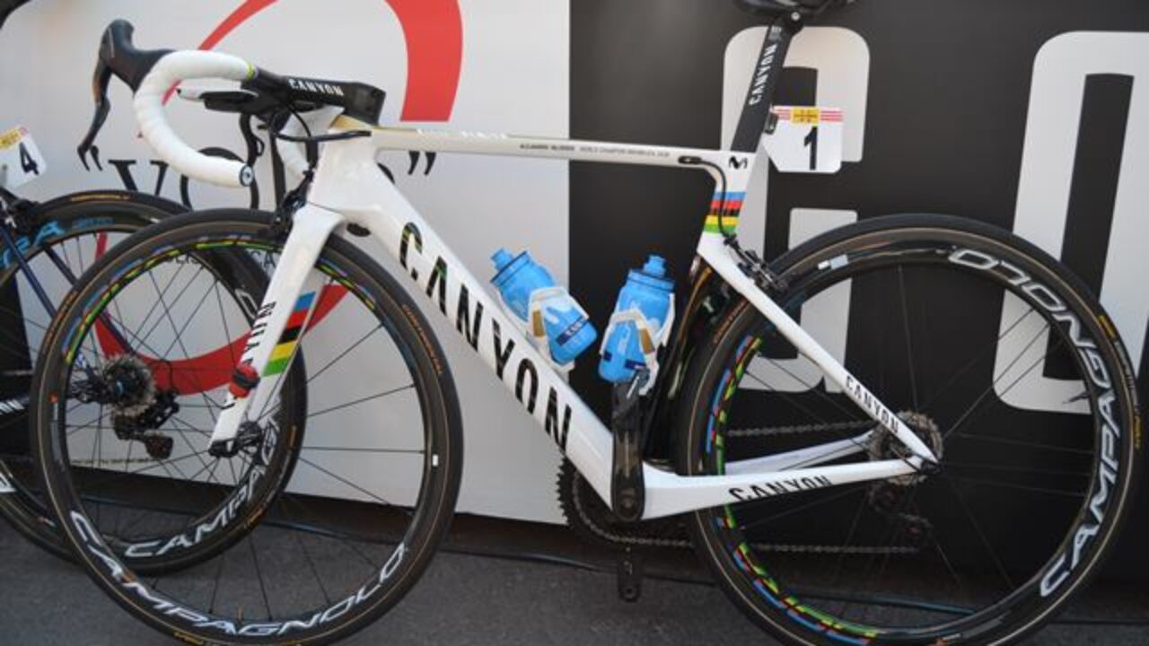 La espectacular bicicleta personalizada de Alejandro Valverde. Los detalles de campeón del mundo.