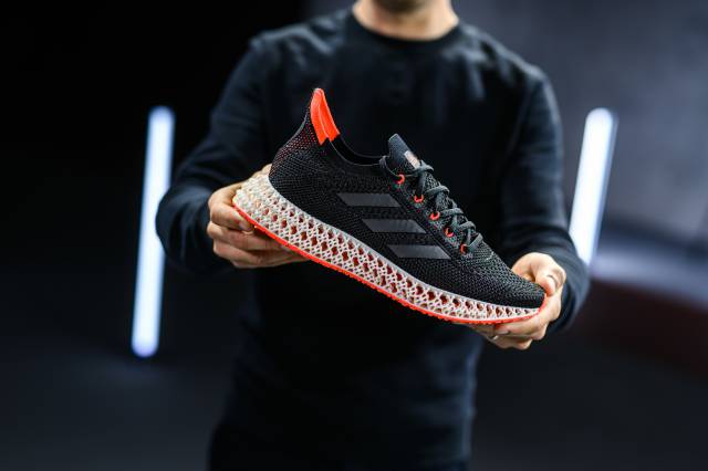 camarera Partina City parálisis adidas Running presenta adidas 4DWFD, zapatillas diseñadas para impulsarte  hacia delante